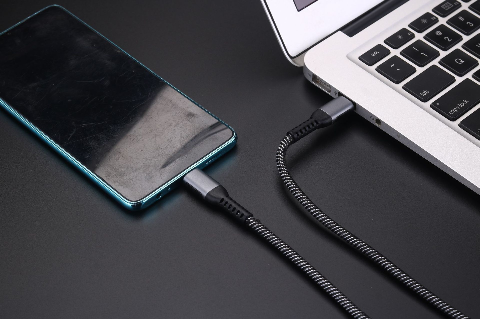 CC100W